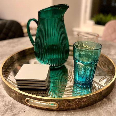 1 Bed Apt In West End グラスゴー エクステリア 写真