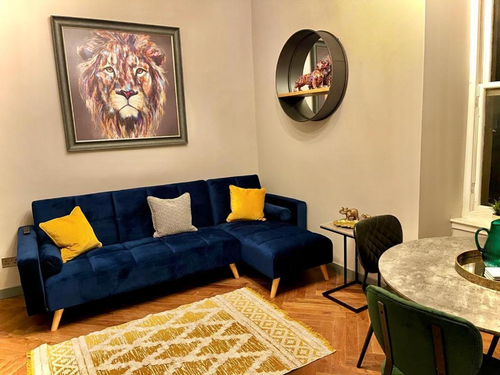 1 Bed Apt In West End グラスゴー エクステリア 写真