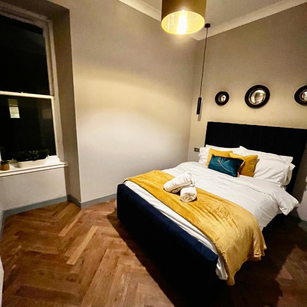 1 Bed Apt In West End グラスゴー エクステリア 写真